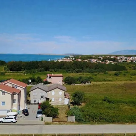 In With Balcony, Air Conditioning, Wi-fi Apartman *