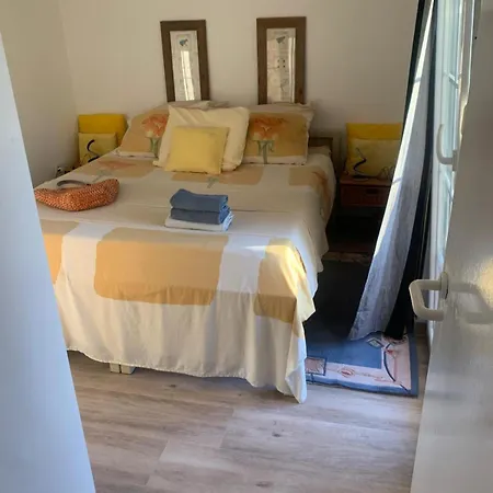 In With Balcony, Air Conditioning, Wi-fi Apartman Vrsi