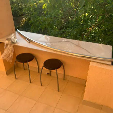 In With Balcony, Air Conditioning, Wi-fi * 브르시