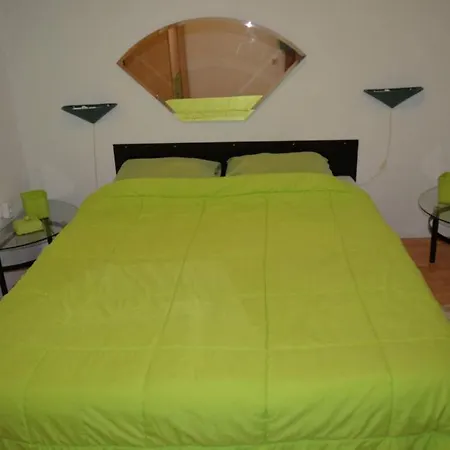 In With Balcony, Air Conditioning, Wi-fi Apartment Vrsi