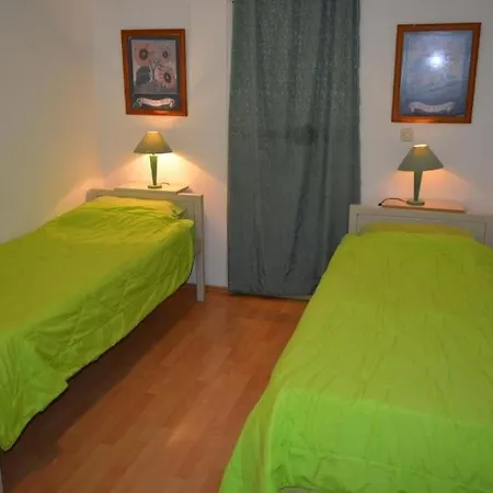 Appartamento In With Balcony, Air Conditioning, Wi-fi Vrsi